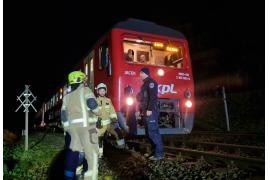 <b>GM. CZERSK. Tragedia na torach. Nie żyje kobieta (ZDJĘCIA, WIDEO)</b>