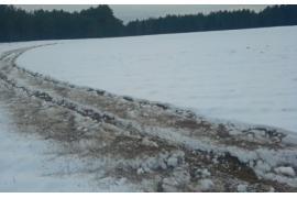 <b>AKTUALIZACJA - Sprawcy zgłosili się, przeprosili, doszło do ugody. CZERSK. Kolejne straty wyrządzone przez osoby driftujące na quadach - następny APEL (ZDJĘCIA)</b>