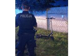<b>CZERSK. Po wypadku w Czersku policjanci przypominają o zasadach bezpiecznej jazdy na hulajnogach</b>