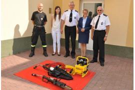 <b>Zakup i dostawa narzędzi hydraulicznych dla Ochotniczej Straży Pożarnej w Czersku (FOTO)</b>