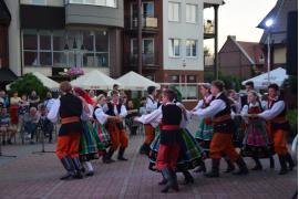 <b>Międzynarodowy Festiwal Folkloru w Czersku – dzień drugi (FOTO)</b>