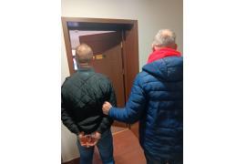 <b>CZERSK. Skuteczna praca operacyjna czerskich policjantów – 37 latek z narkotykami i zakazem prowadzenia </b>