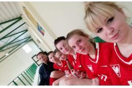 <b>Ogólnopolski Turniej w Futsalu Dziewcząt Związku Stowarzyszeń Sportowych `SPRAWNI RAZEM` (ZDJĘCIA)</b>