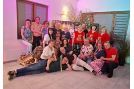 <b>GM. CZERSK. `Festiwal sałatek` w KGW Łąg-Kolonia. Inspirująca podróż przez smaki i historie różnych kultur i kuchni (ZDJĘCIA, WIDEO)</b>