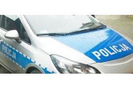 <b>Bójka na ul. Kościuszki w Czersku. Podawał się za policjanta, a potem wspólnie z bratem pobili pracownika służby drogowej</b>