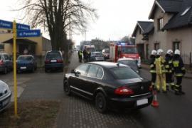 <b>Zderzenie pojazdów w Czersku. Kierujący toyotą trafił do szpitala (ZDJĘCIA)</b>