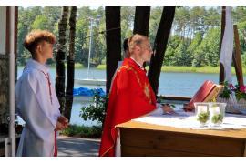 <b>GM. CZERSK. Msze Święte nad jeziorem w Ostrowitem (ZDJĘCIA, WIDEO)</b>