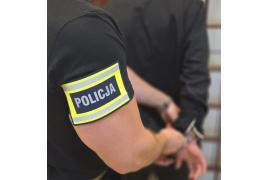 <b>Policjanci zatrzymali 11 osób poszukiwanych jednego dnia – 5 na terenie gminy Czersk</b>